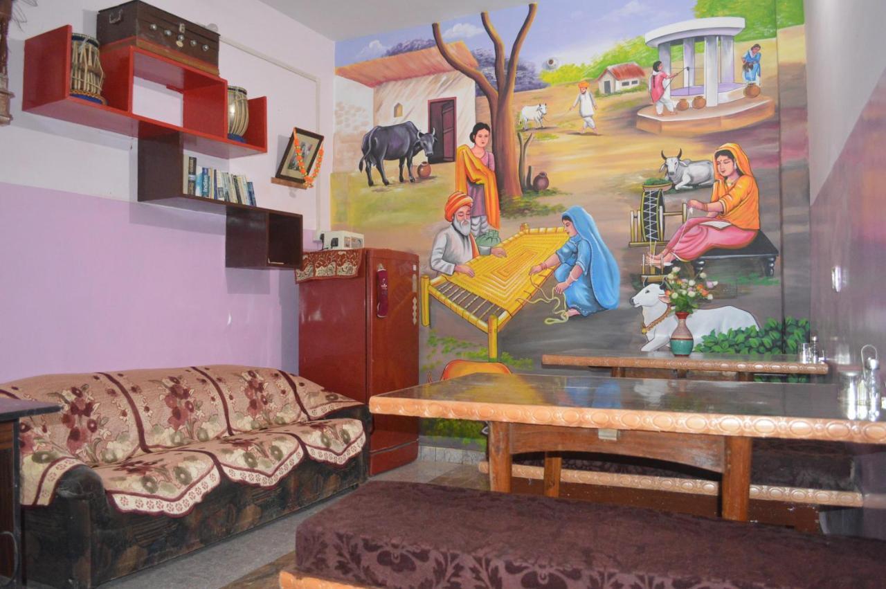 Azure Family Paying Guest House Varanasi Exteriör bild