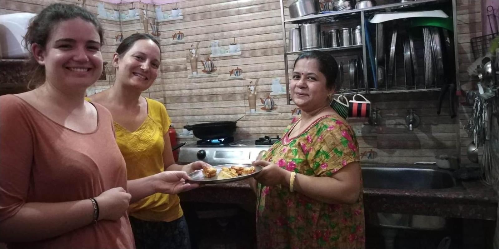 Azure Family Paying Guest House Varanasi Exteriör bild