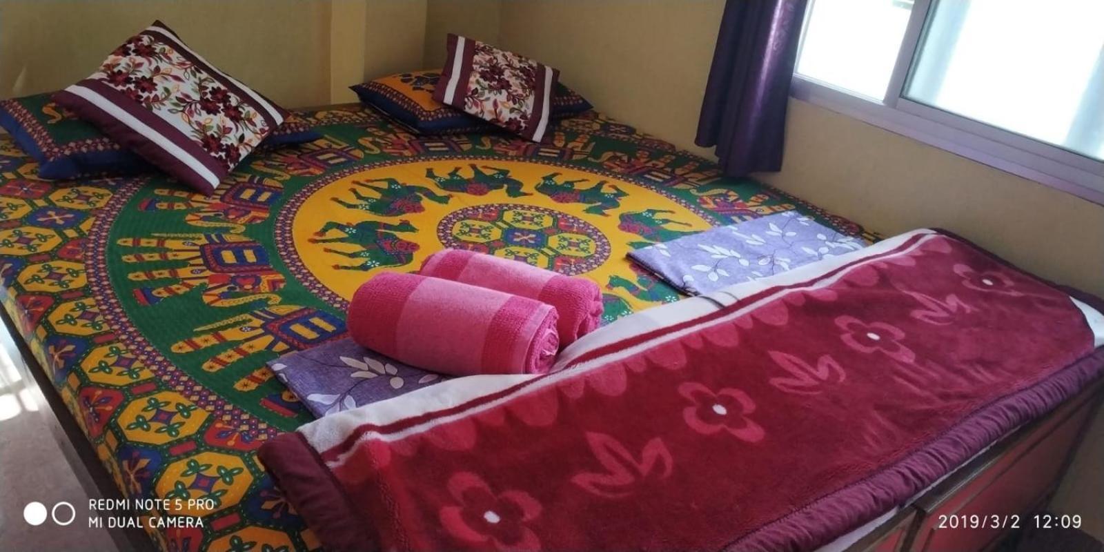 Azure Family Paying Guest House Varanasi Exteriör bild