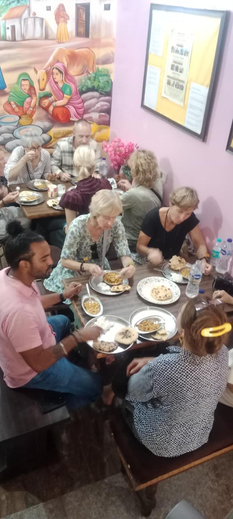 Azure Family Paying Guest House Varanasi Exteriör bild
